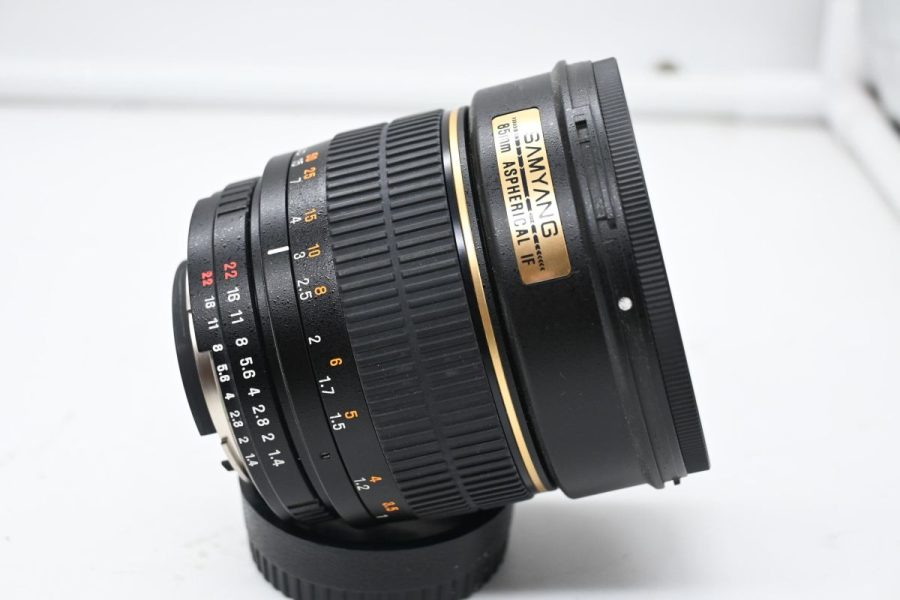 Samyang 85mm f/1.4 Aspherical IF Manual Focus X Nikon