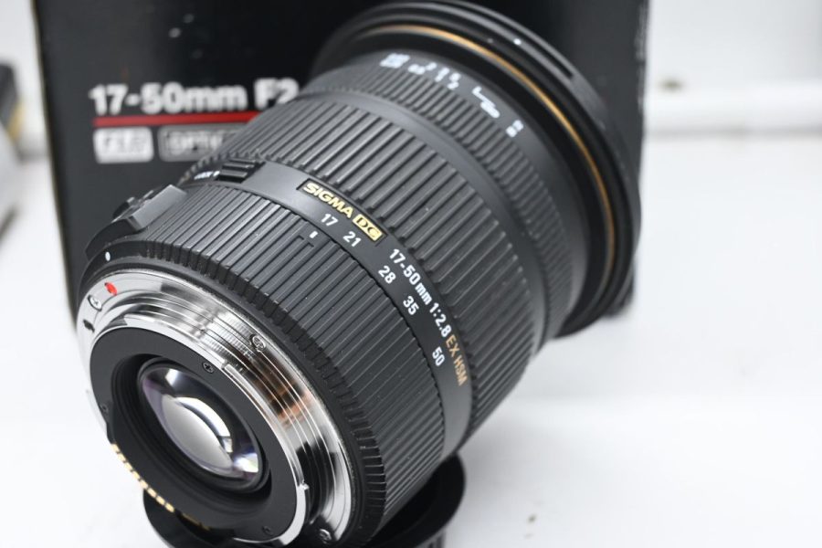 Sigma 17-50mm f/2.8 EX DC OS HSM X Canon