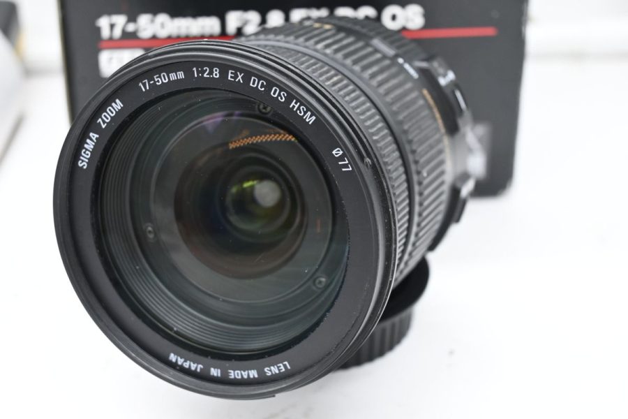 Sigma 17-50mm f/2.8 EX DC OS HSM X Canon