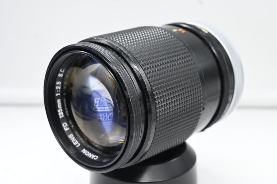 Canon FD 135mm f/2.5