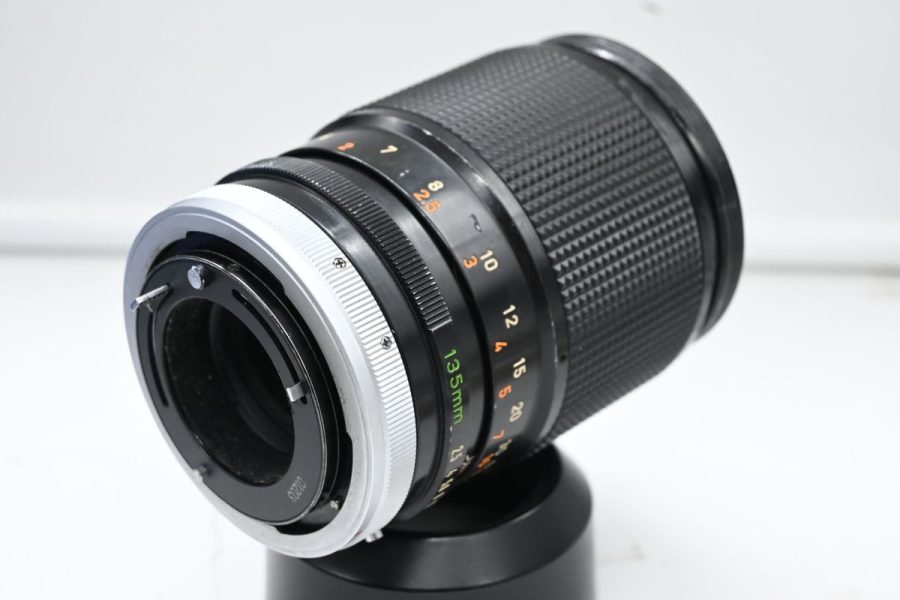 Canon FD 135mm f/2.5