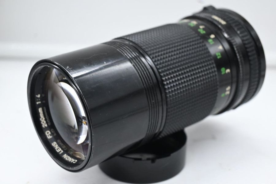 Canon FD 200mm f/4