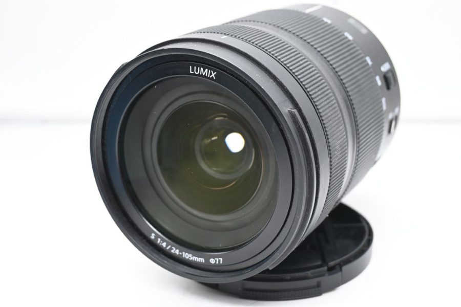 Panasonic Lumix S 24-105mm f/4 Macro OIS