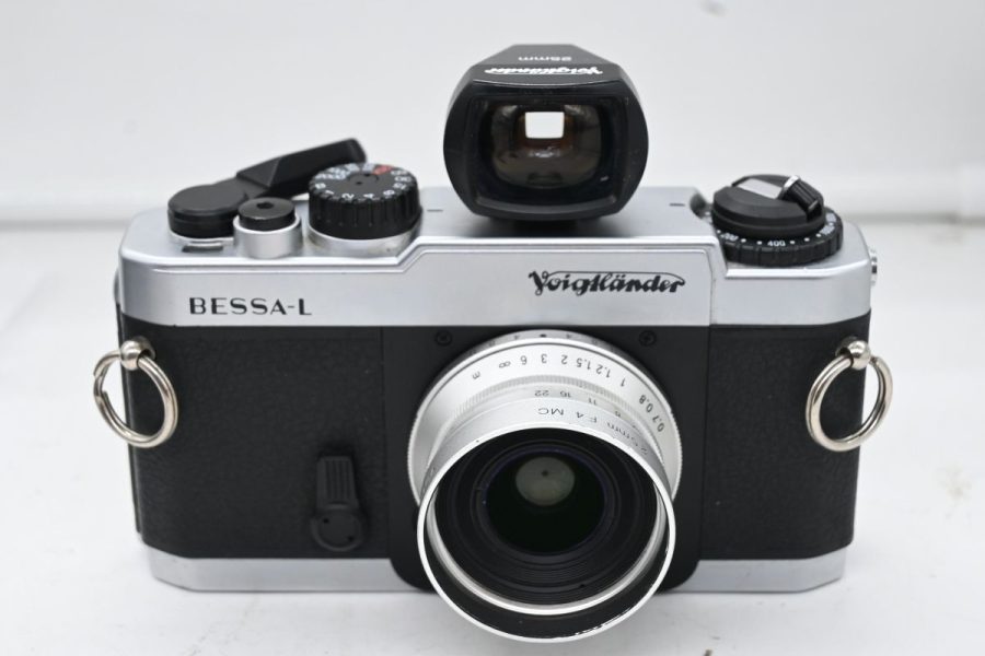 Voigtlander Bessa L con Mirino e Scopar 25mm F4