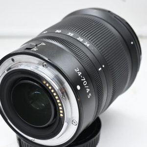 Nikon Z 24-70mm f/4 S