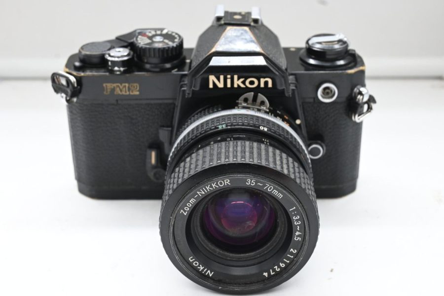 Nikon FM2 con Nikkor 35/70