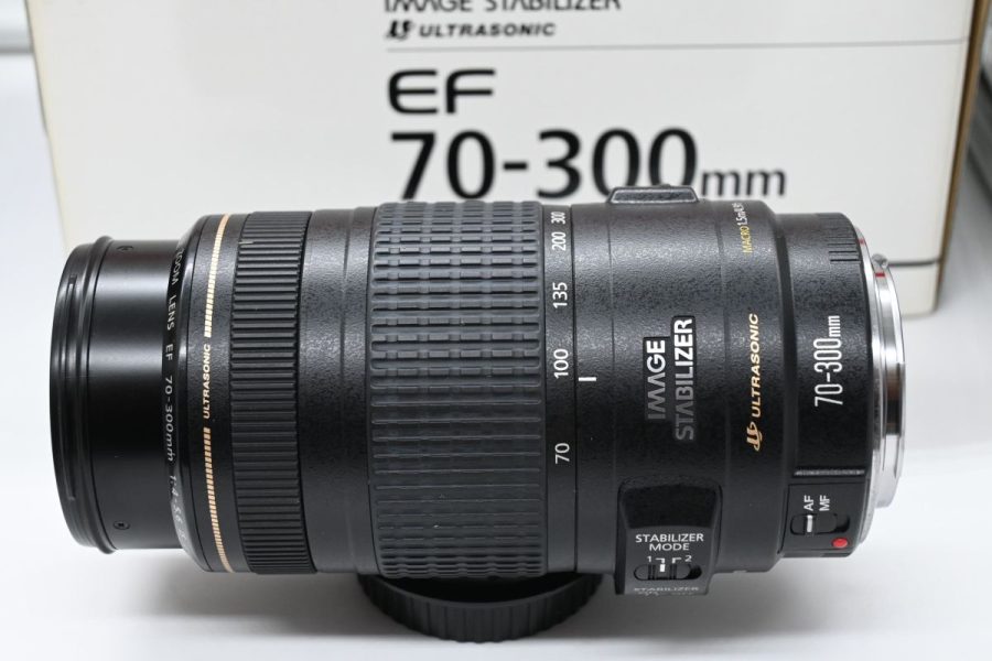 Canon 70-300mm f/4-5.6 IS