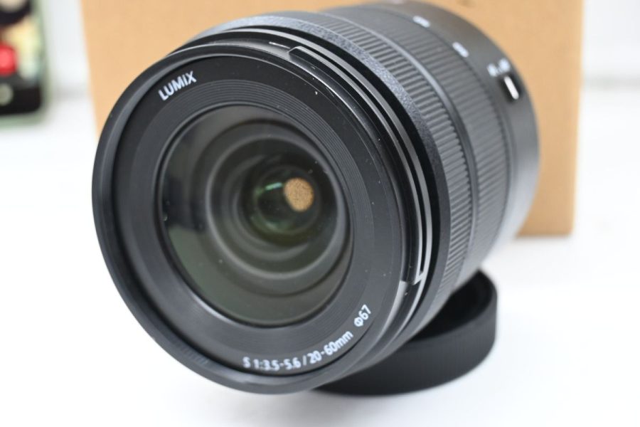 Panasonic Lumix S 20-60mm f/3.5-5.6