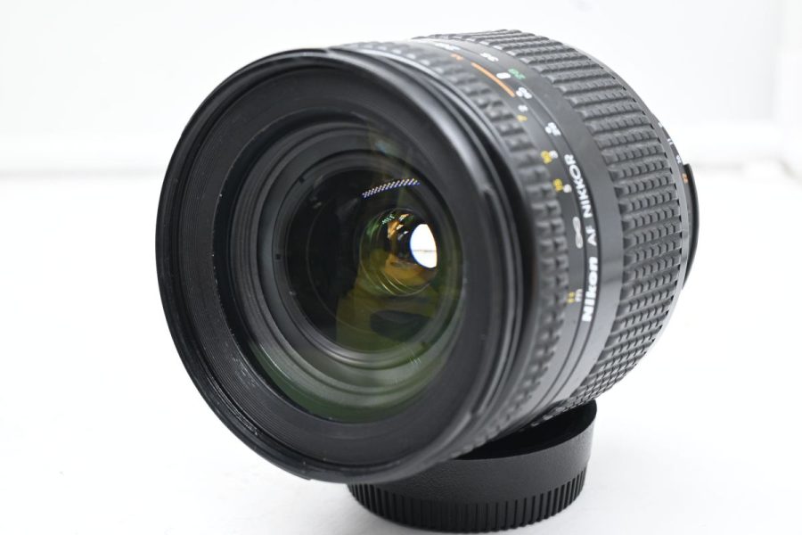 Nikon AF 28-200mm f/3.5-5.6 D