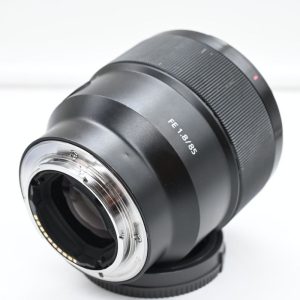 Sony FE 85mm f/1.8