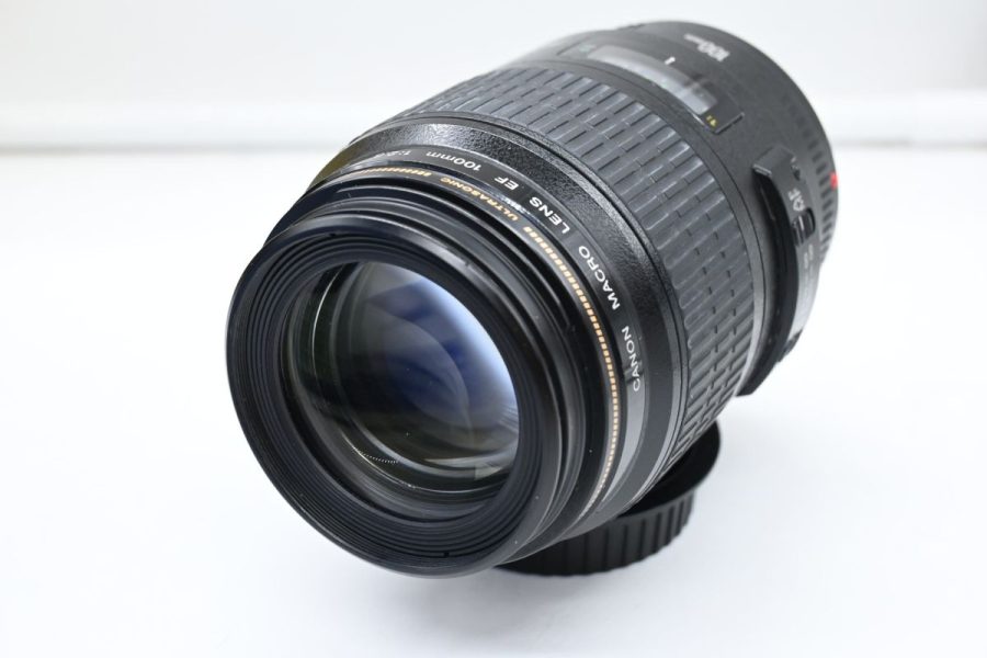 Canon EF 100mm f/2.8 Macro USM