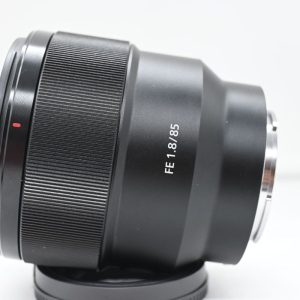 Sony FE 85mm f/1.8