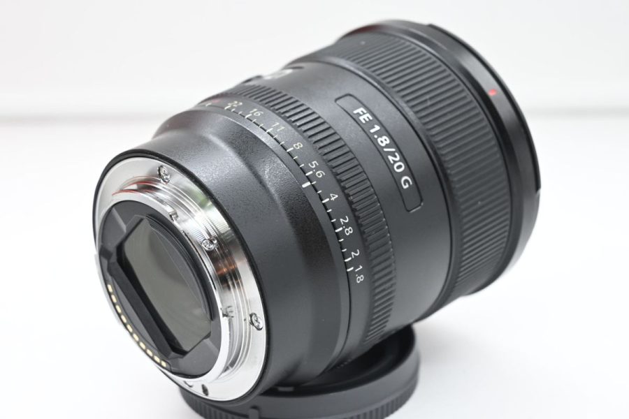 Sony FE 20mm f/1.8 G