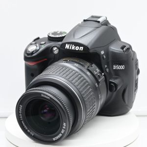 Nikon D5000 con 18/55