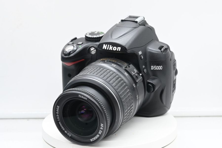 Nikon D5000 con 18/55